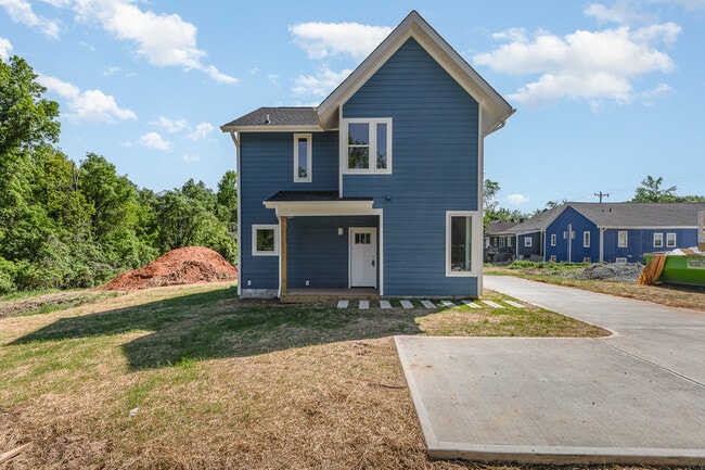 Building Photo - Room in House on S Alston Ave
