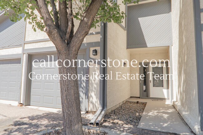 Building Photo - 4877 Bluestem Dr
