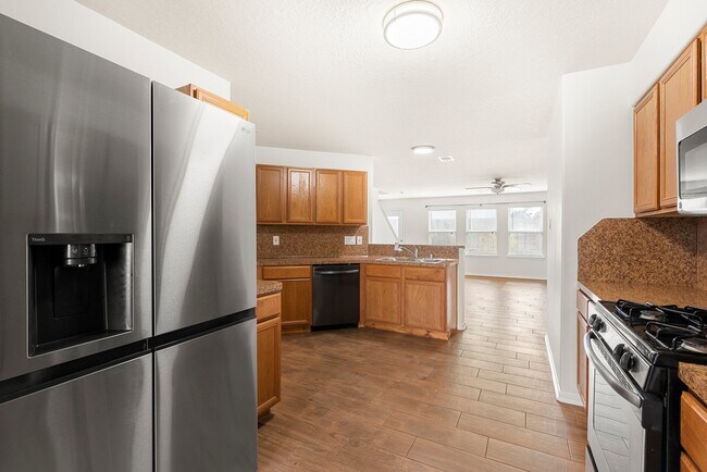 Building Photo - 4818 Fair Oak Dale Ln