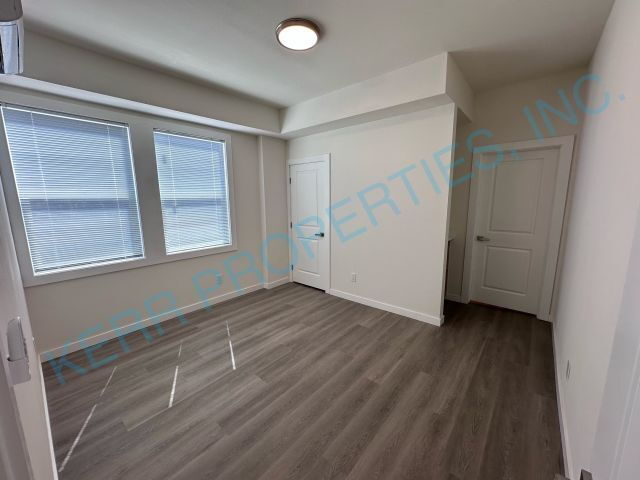 Building Photo - Charming 2-Bed, 2-Bath Duplex Oasis in Hea...