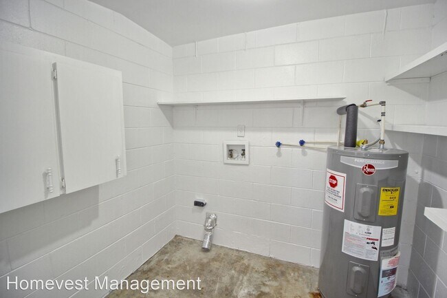 Building Photo - 2 br, 1 bath House - 114 E Wallace Street
