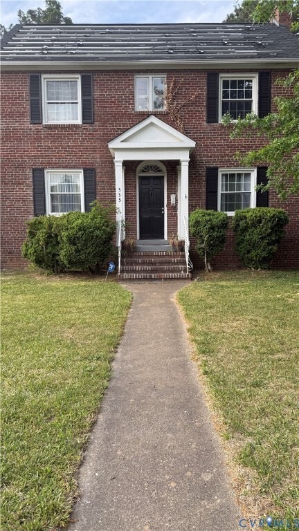 Building Photo - 335 Claremont St