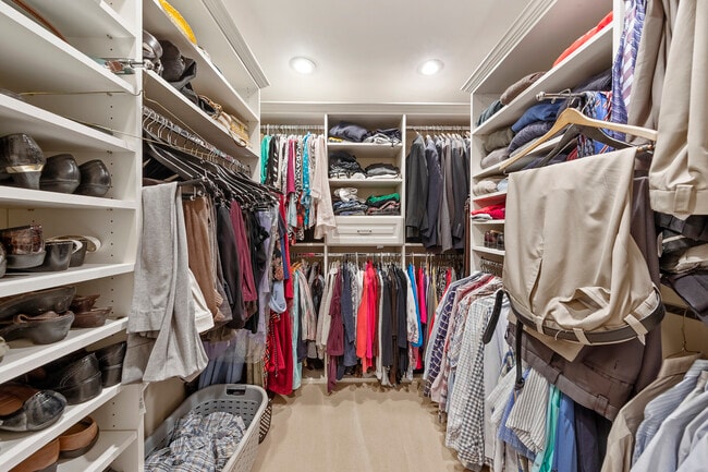 Building Photo - 12819 Huntercreek Rd