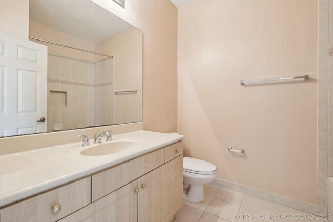 Building Photo - 2584 Stockbridge Square SW