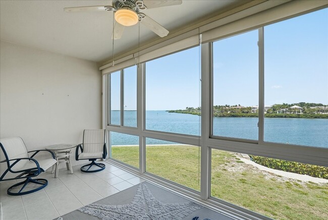 Building Photo - 3330 Gulf of Mexico Dr