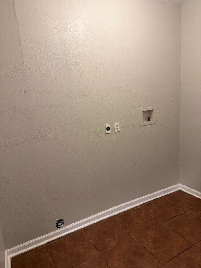 Building Photo - Property under renovations!