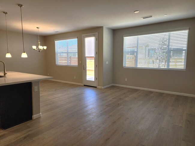 Building Photo - Brand New Townhome for Rent in Minden, NV