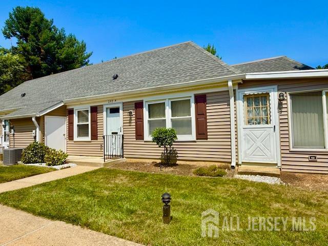 Primary Photo - 293D Sharon Way