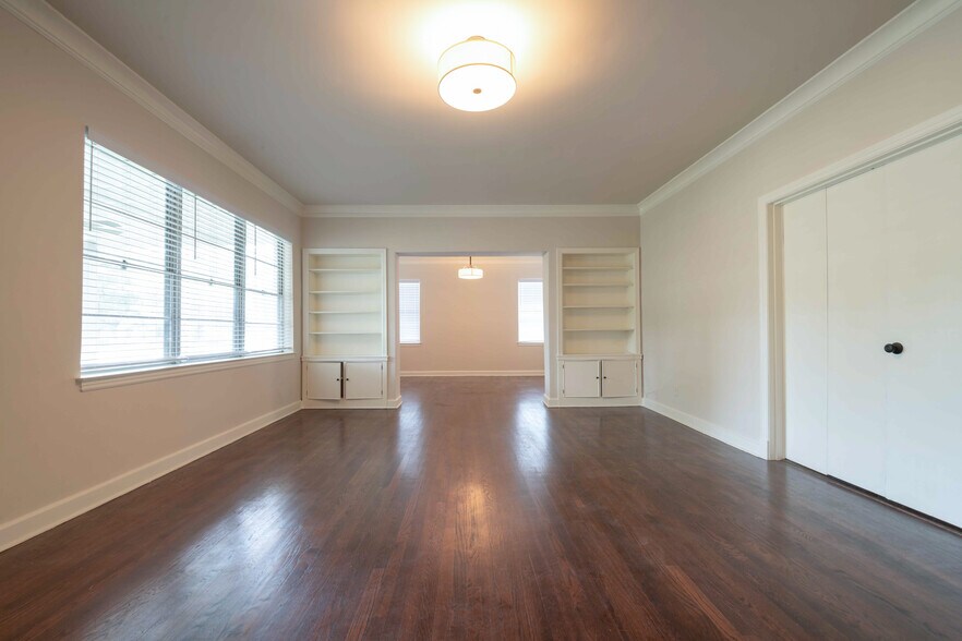 Building Photo - 171 Palisade St