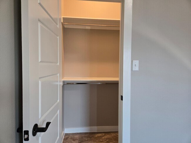 Building Photo - 1606 Coba Dr