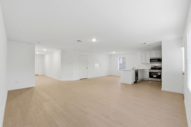 Building Photo - 15227 Abella Dr