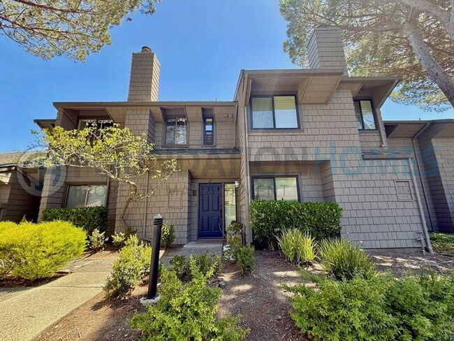 Building Photo - 404 San Marin Dr