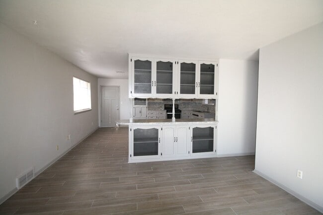 Building Photo - Adorable 3 bed in Midwest City