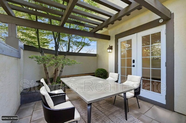 Building Photo - 500 Churchill Downs Ct