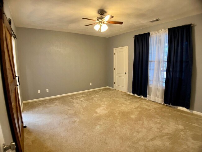 Building Photo - Cypress Point Condo for Rent