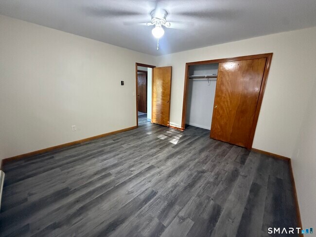 Building Photo - 463 Pierpont Rd