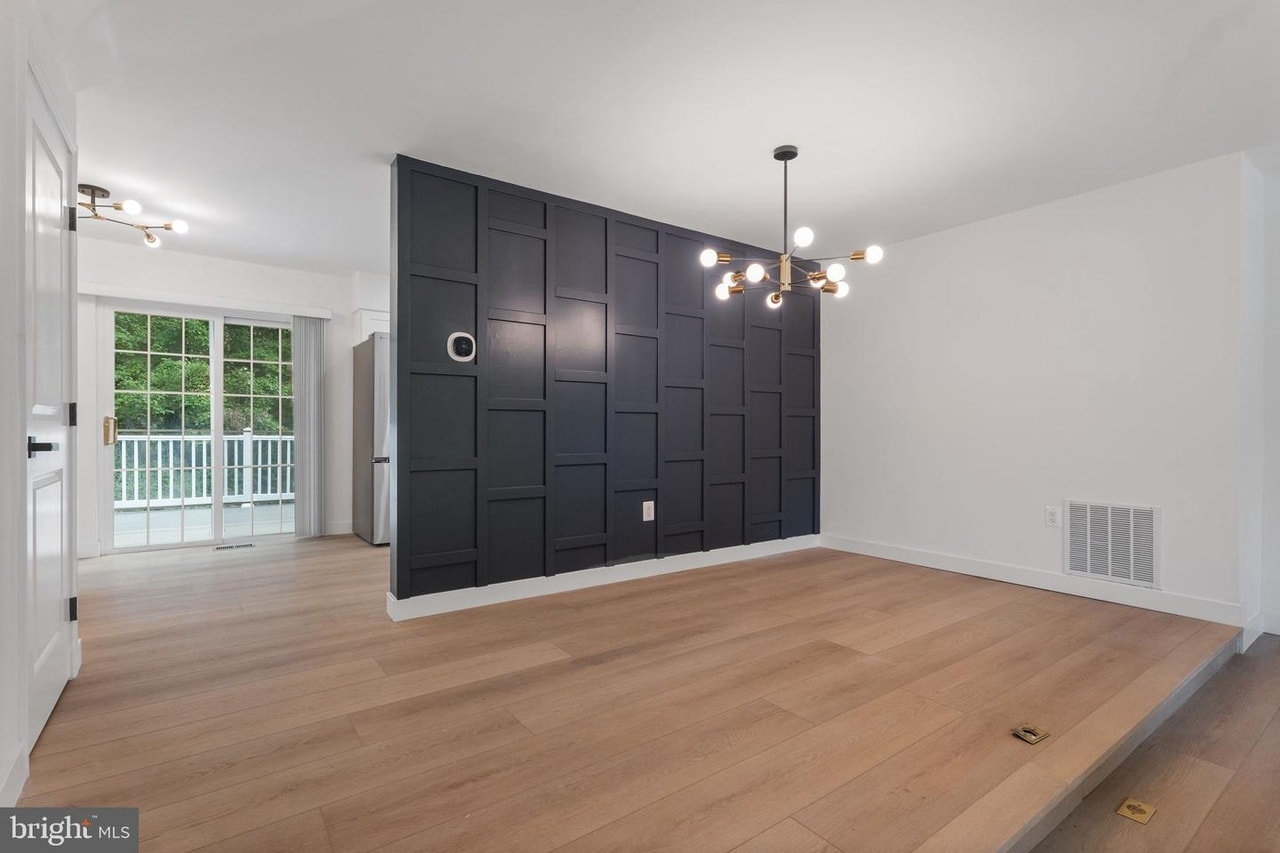 Building Photo - 19001 Grotto Ln