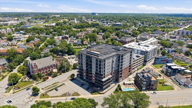 Building Photo - 435 Virginia Ave