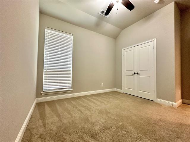 Building Photo - 4316 Querida Ave