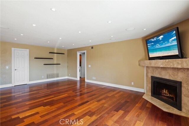 Building Photo - 28356 Chat Dr