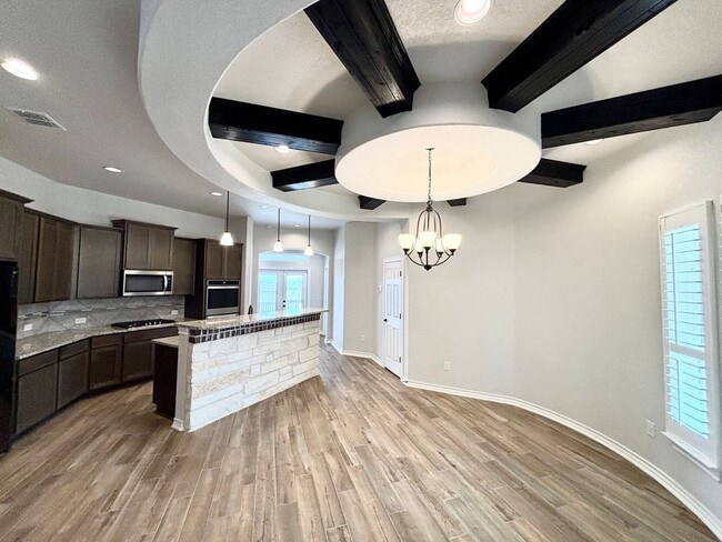 Building Photo - Luxury Living in Arcadia Ridge – Corner Lot, 3 Full Baths & Resort-Style Amenities!