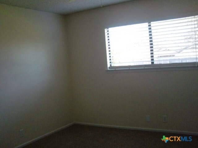 Building Photo - 19 Sunflower Cir