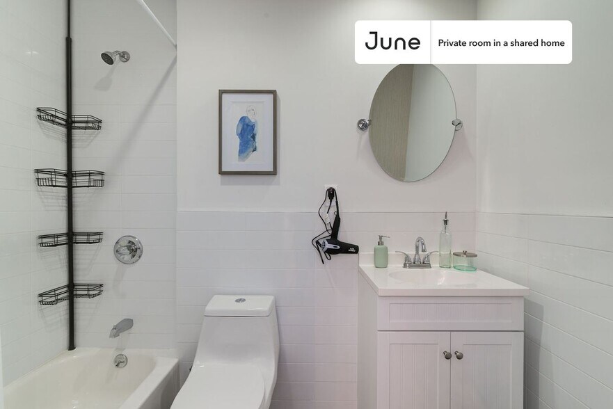 Building Photo - Room in Shared 4 bed/1 bath home in Prospect Heights