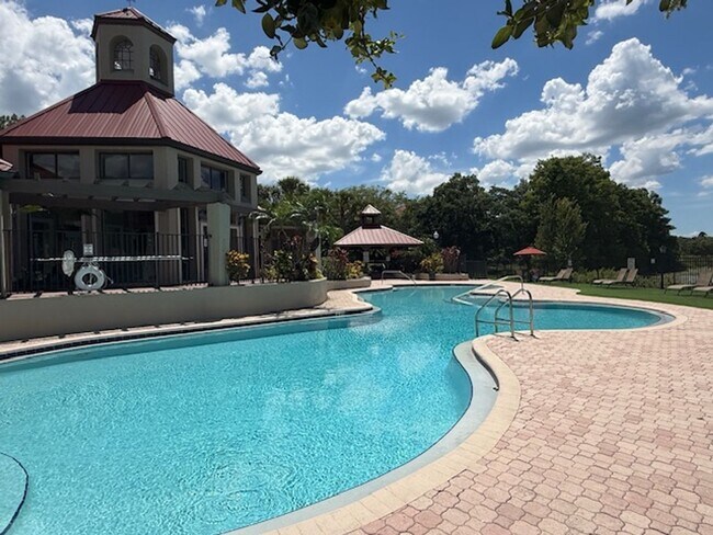 Building Photo - 208 Afton Square