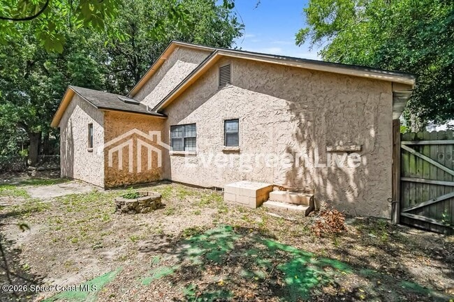 Building Photo - 6532 Perry St