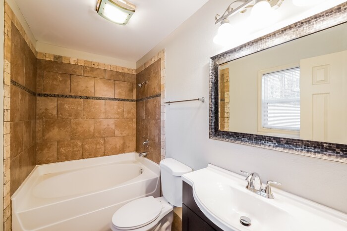 Building Photo - 5863 Brenda Dr