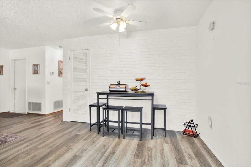 Building Photo - 11256 Holbrook St