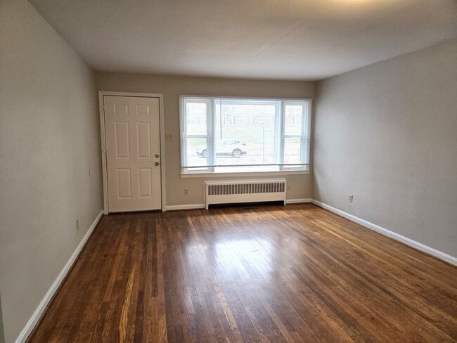 Building Photo - Lafayette Area Duplex- Walk to High School   260602
