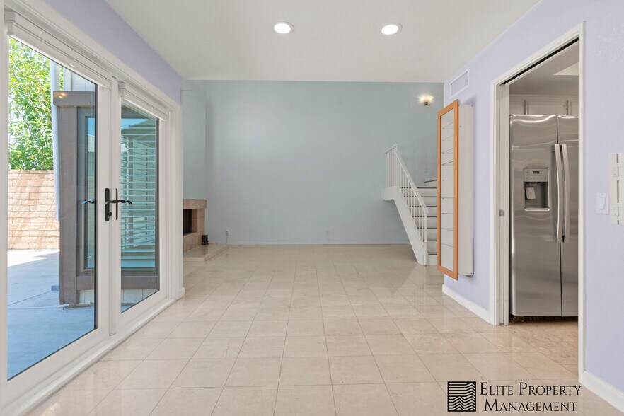 Building Photo - 1409 Athena