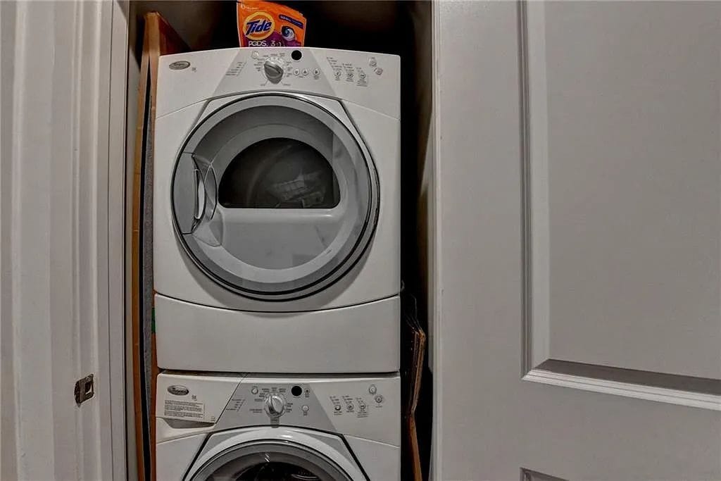 Building Photo - 855 Peachtree St NE