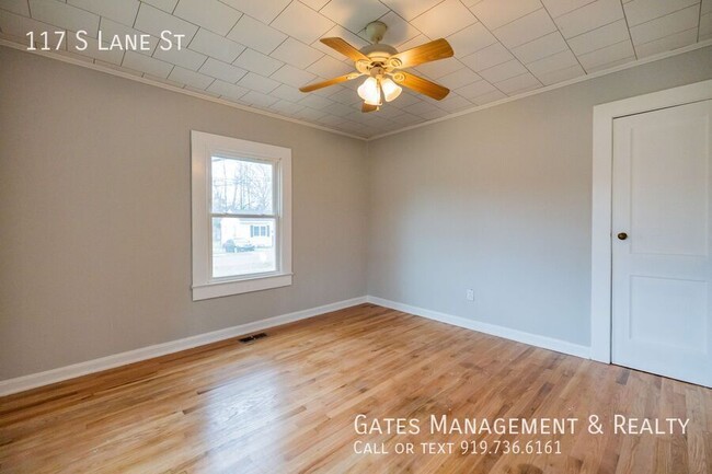 Building Photo - 117 S Lane St