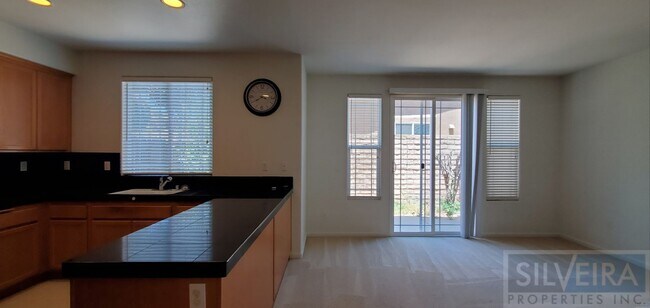 Building Photo - 1715 Bilbao Dr