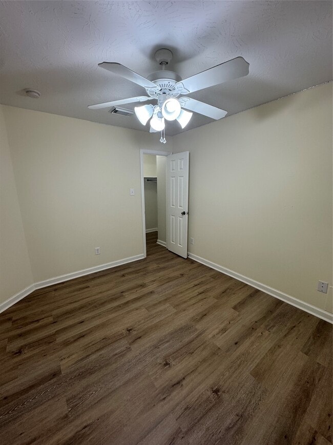 Building Photo - 5631 Bear Meadow Ln