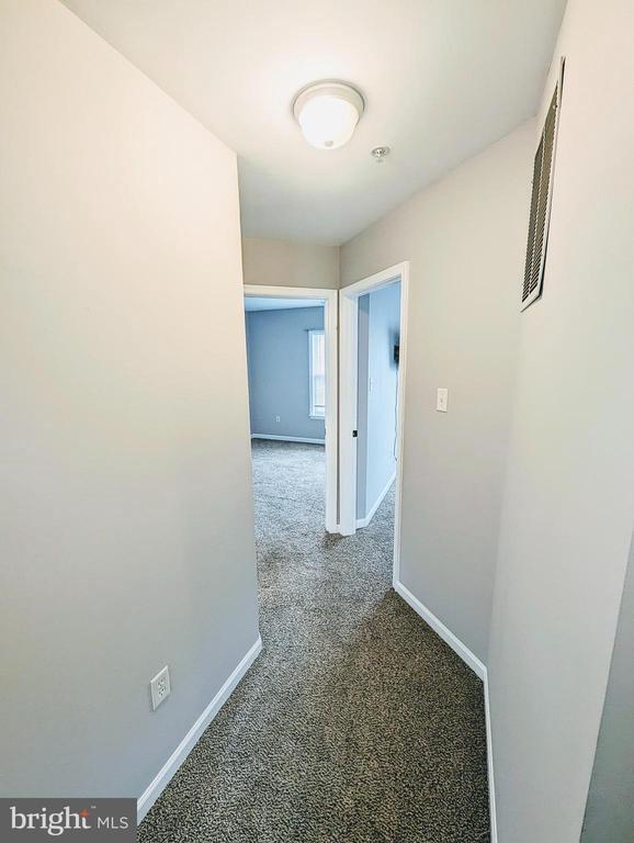 Building Photo - 121 Eagles Ridge
