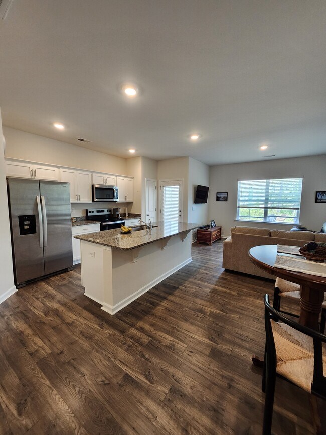 Building Photo - 259 Sunriff CT