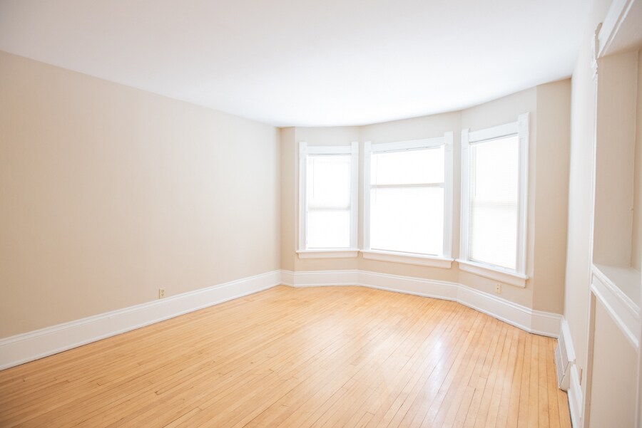 Building Photo - 2728 N Murray Ave