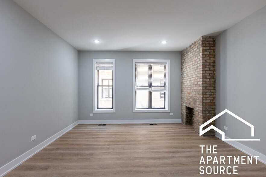 Building Photo - 438 W Belden Ave