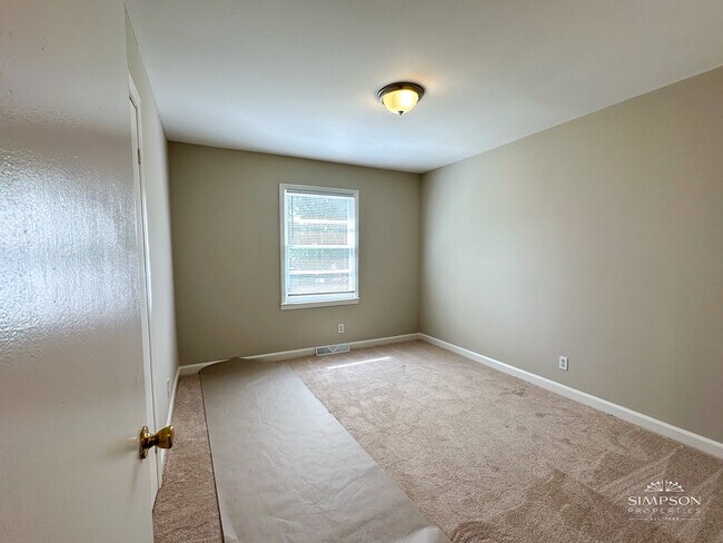 Building Photo - 4105 Abbeydale Dr