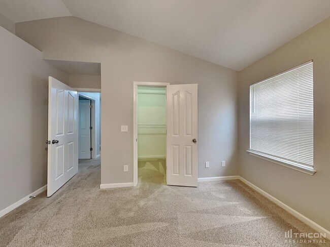 Building Photo - 9002 Belle Bragg Way Charlotte NC