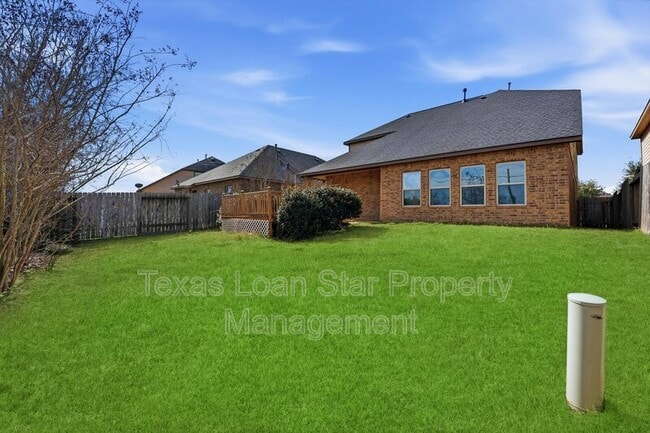 Building Photo - 719 Longstreet Dr