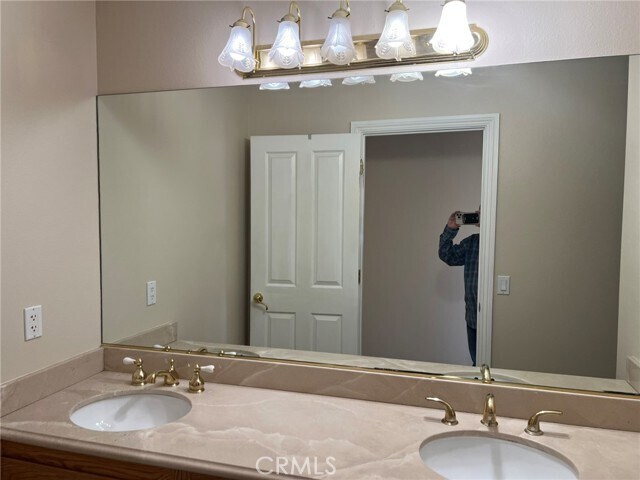 Building Photo - 170 Cypress Dr