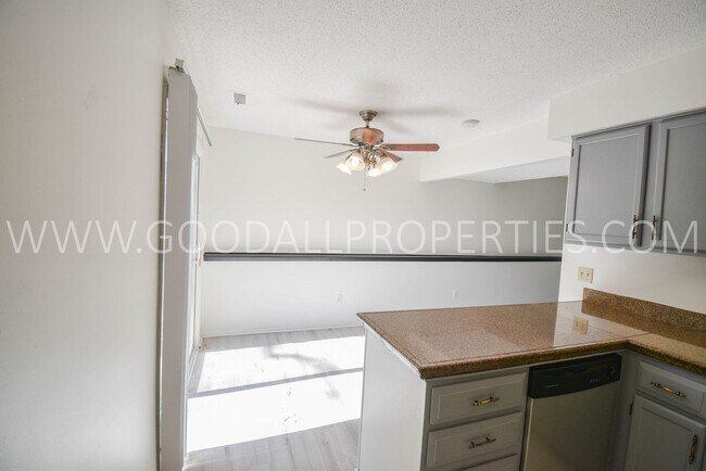 Building Photo - Completely Remodeled  2 Bedroom 1 bath Dup...