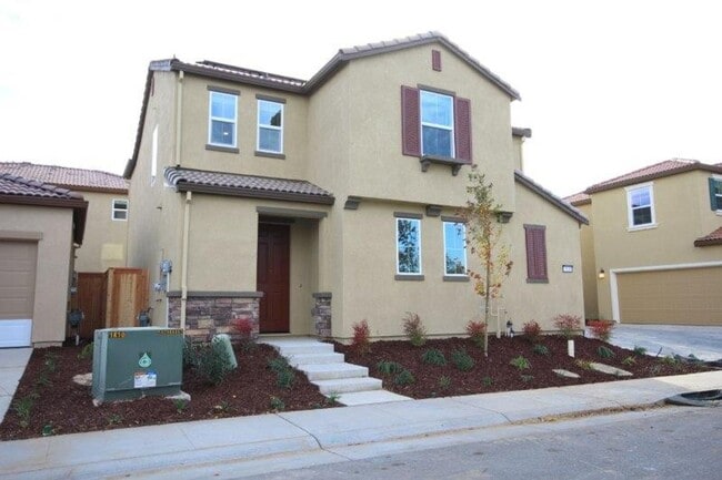 Building Photo - 3 Bed Home in Gated Elk Grove Community