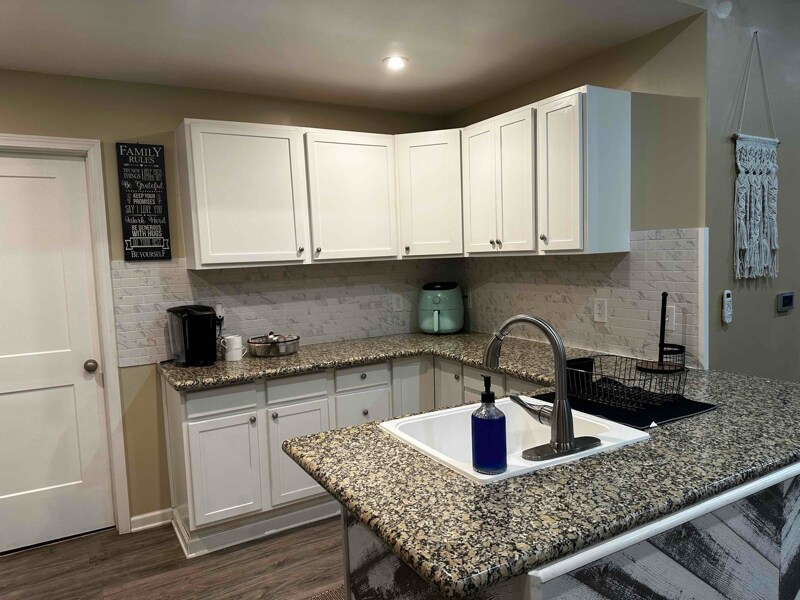 Building Photo - 578 Tuscarora Rd