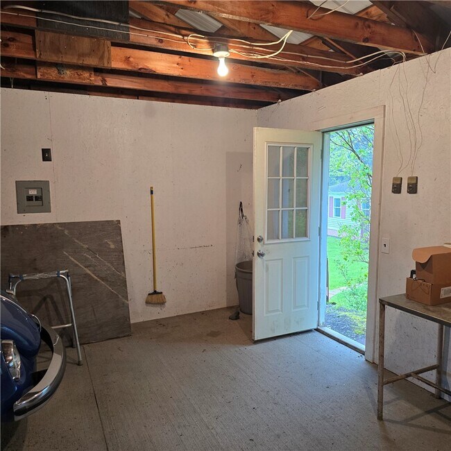 Building Photo - 4282 Co Rd