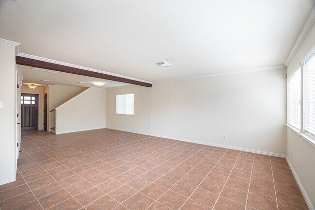 Building Photo - 21815 Grassy Hill Ln